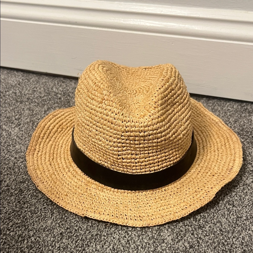 Gap Stylish Straw Fedora Hat with Black Band